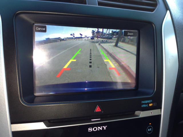 Ford Explorer 2011 photo 8