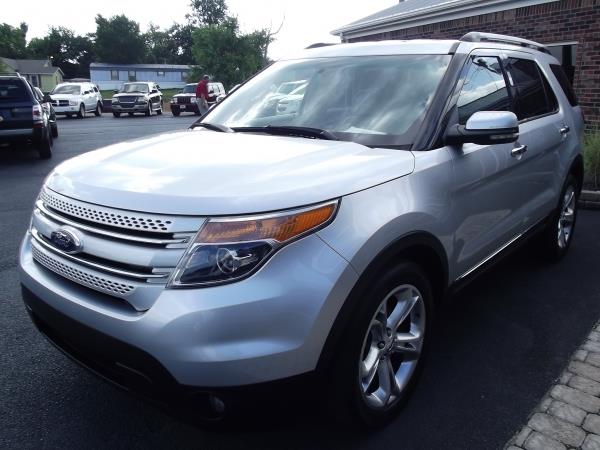 Ford Explorer 2011 photo 14