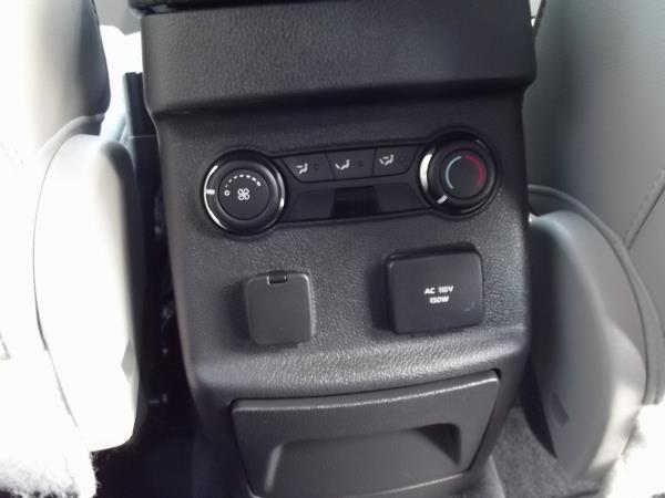 Ford Explorer 2011 photo 27