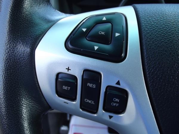 Ford Explorer 2011 photo 36