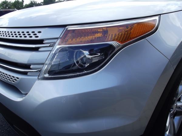 Ford Explorer 2011 photo 47