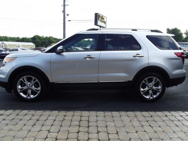 Ford Explorer 2011 photo 8