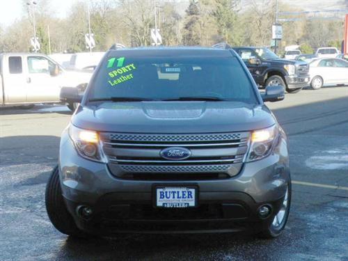Ford Explorer 2011 photo 1