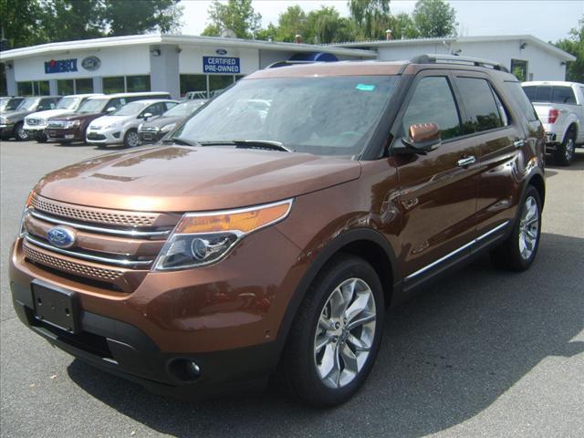 Ford Explorer SLT 25 Sport Utility