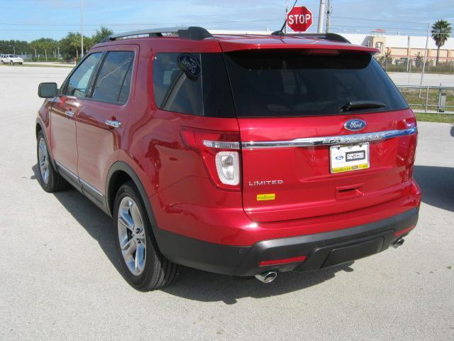 Ford Explorer 2011 photo 4