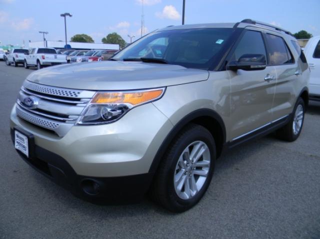 Ford Explorer ESi Sport Utility