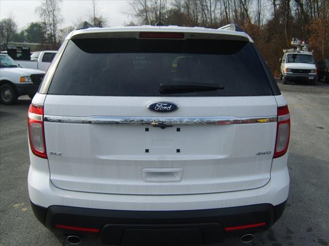 Ford Explorer 2012 photo 3