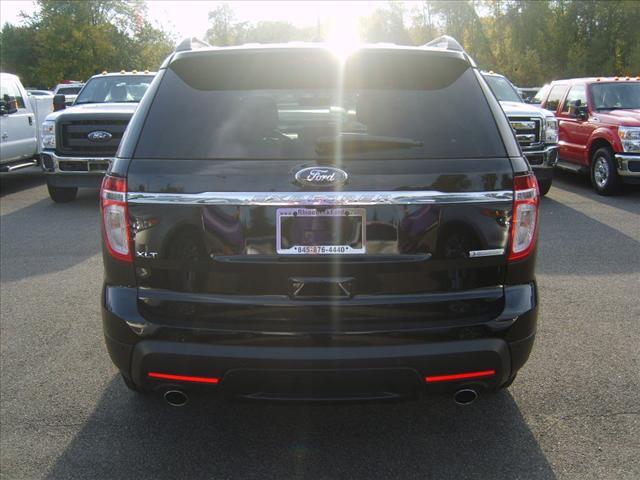 Ford Explorer 2012 photo 3