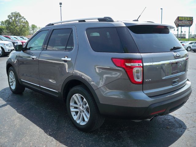 Ford Explorer 4x4 Coupe SUV