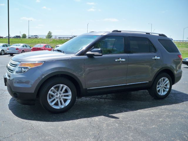 Ford Explorer 2012 photo 3