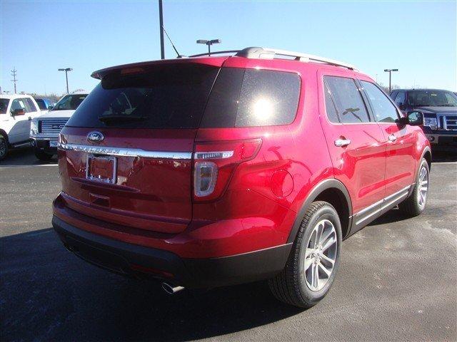 Ford Explorer 2012 photo 1