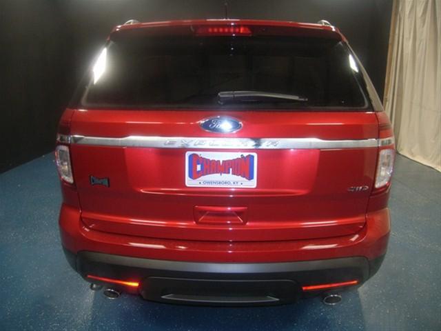 Ford Explorer 2012 photo 4