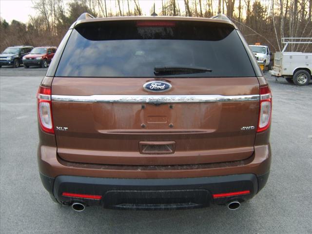 Ford Explorer 2012 photo 3