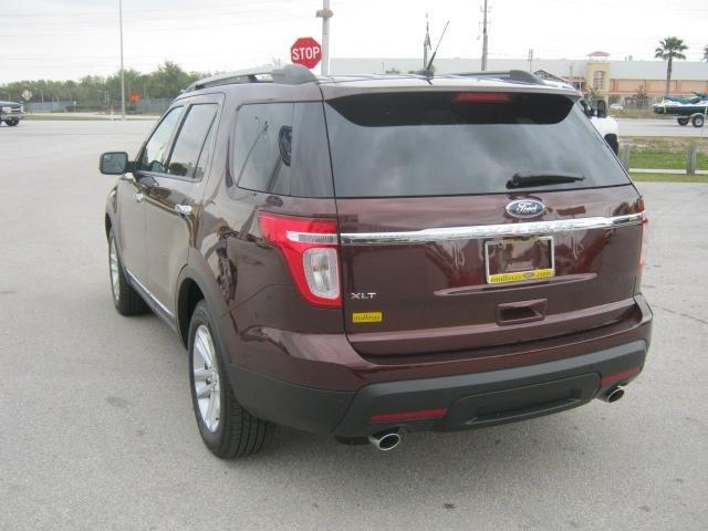 Ford Explorer 2012 photo 3