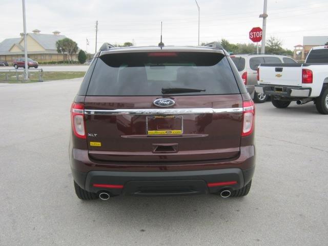 Ford Explorer 2012 photo 4