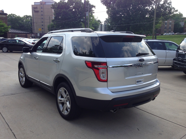 Ford Explorer 2013 photo 4