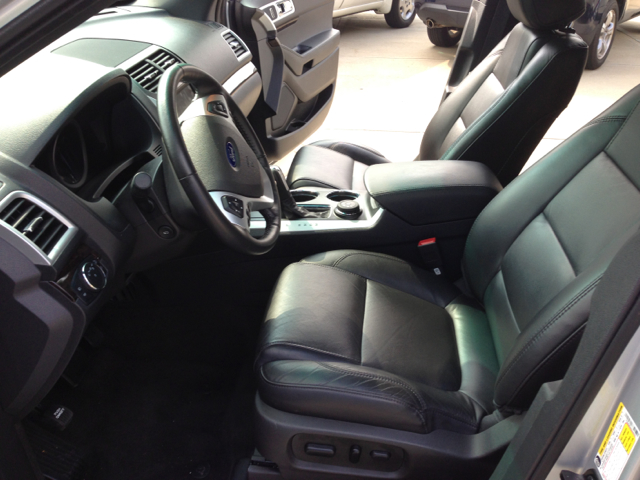 Ford Explorer 2013 photo 5