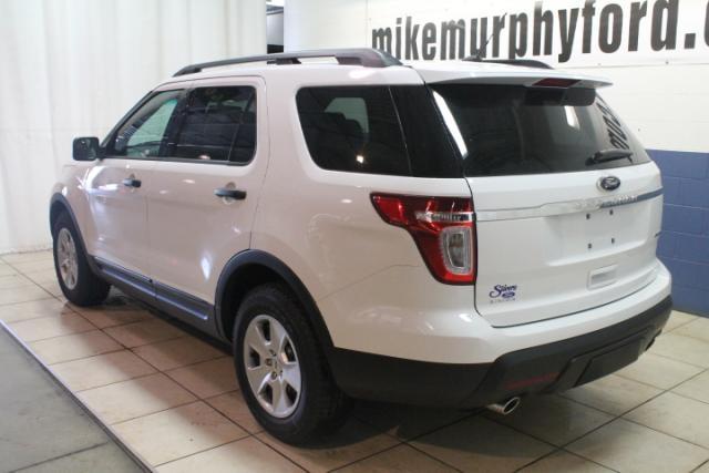 Ford Explorer 2013 photo 2