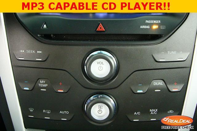 Ford Explorer 2013 photo 38