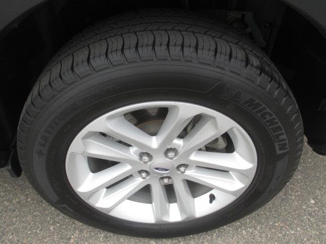 Ford Explorer 2013 photo 4