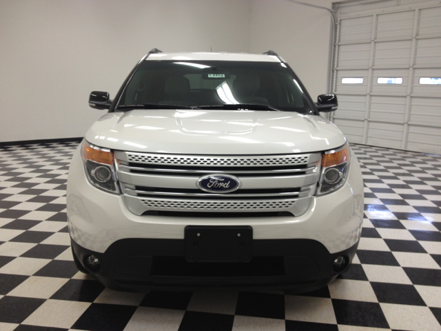 Ford Explorer 2013 photo 3