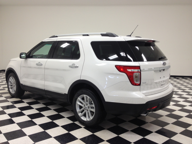 Ford Explorer 2013 photo 7
