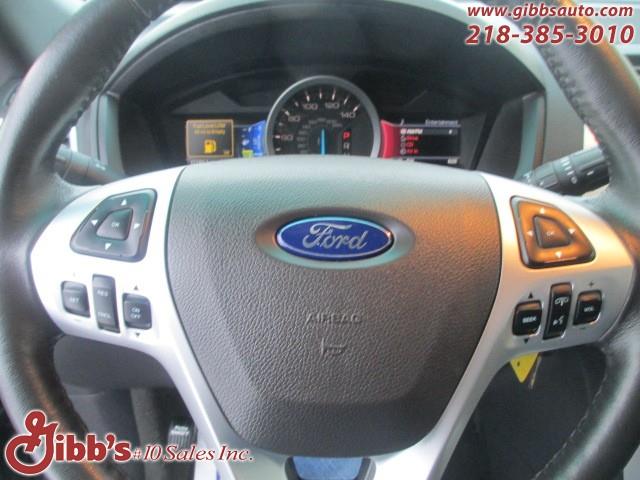 Ford Explorer 2013 photo 1