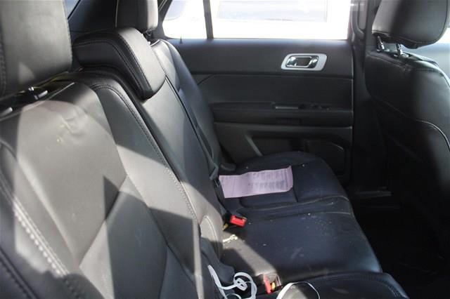 Ford Explorer 2013 photo 1