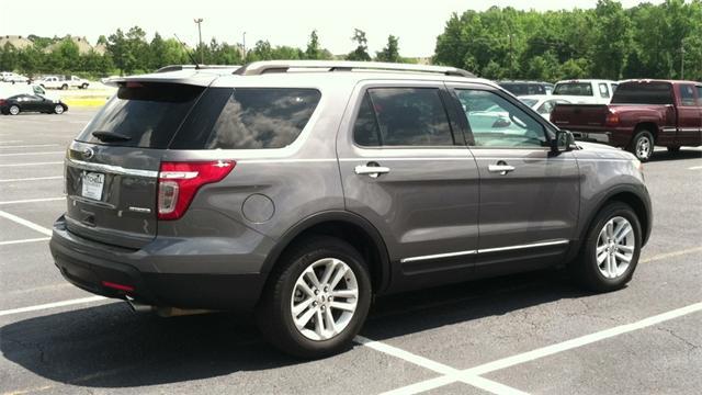 Ford Explorer 2013 photo 4