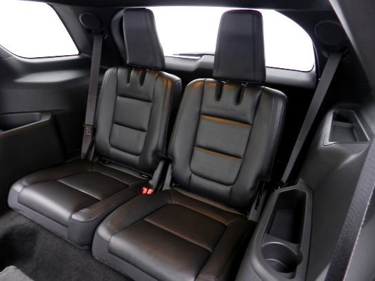 Ford Explorer 2013 photo 12