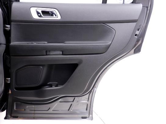Ford Explorer 2013 photo 13