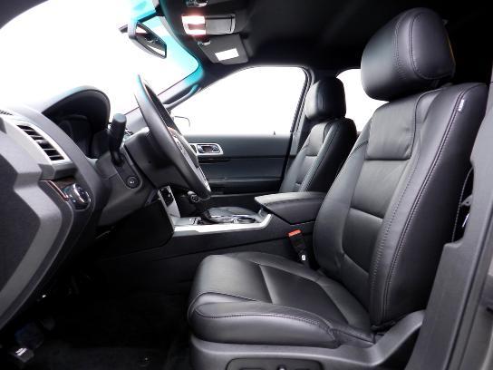 Ford Explorer 2013 photo 19