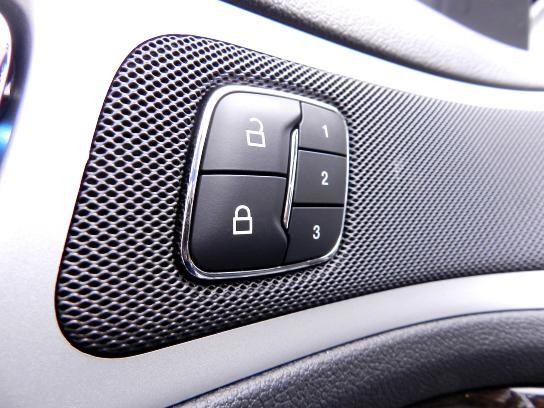 Ford Explorer 2013 photo 3