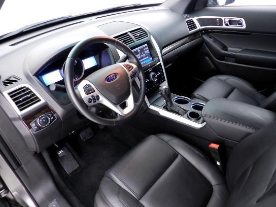Ford Explorer 2013 photo 6