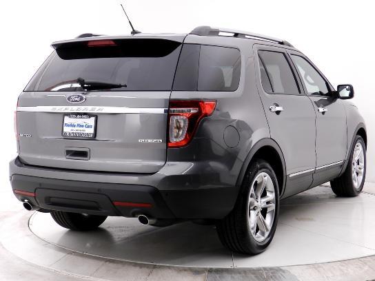 Ford Explorer 2013 photo 8