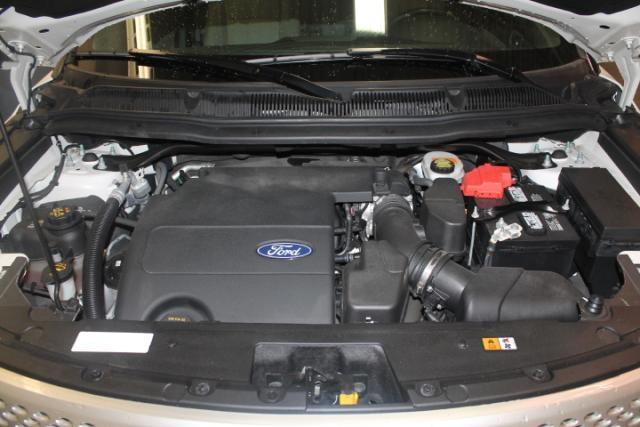 Ford Explorer 2013 photo 1