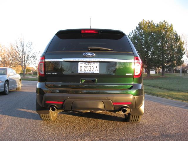 Ford Explorer 2013 photo 1