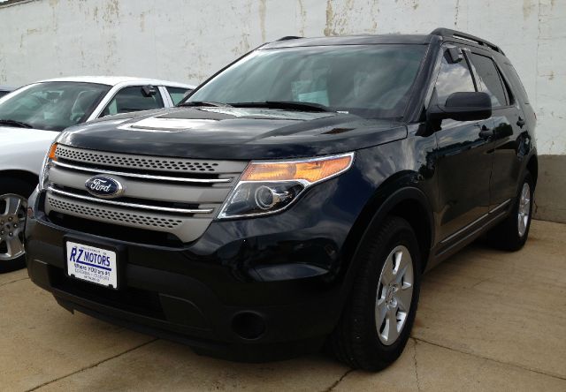 Ford Explorer 2013 photo 4