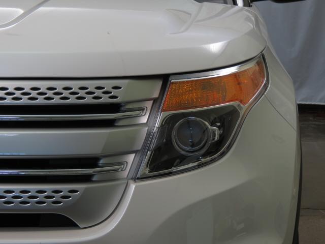 Ford Explorer 2014 photo 1