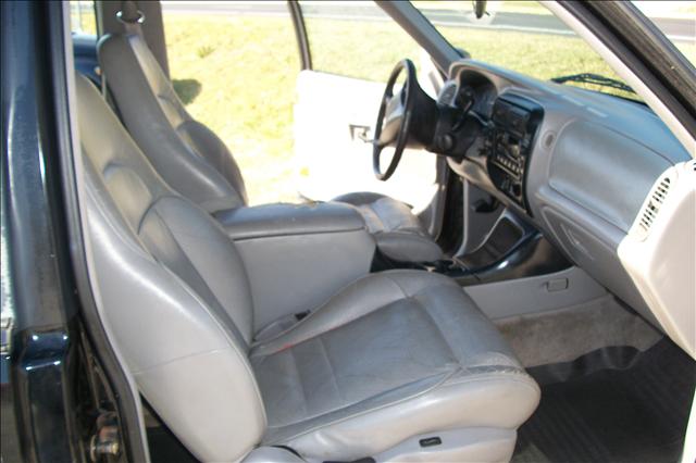 Ford Explorer Sport 1997 photo 2