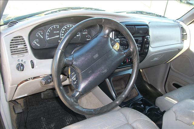 Ford Explorer Sport 1997 photo 3