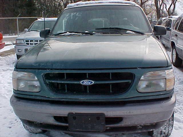 Ford Explorer Sport 1997 photo 3