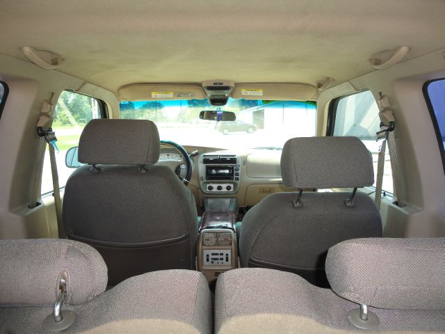 Ford Explorer Sport 2001 photo 3
