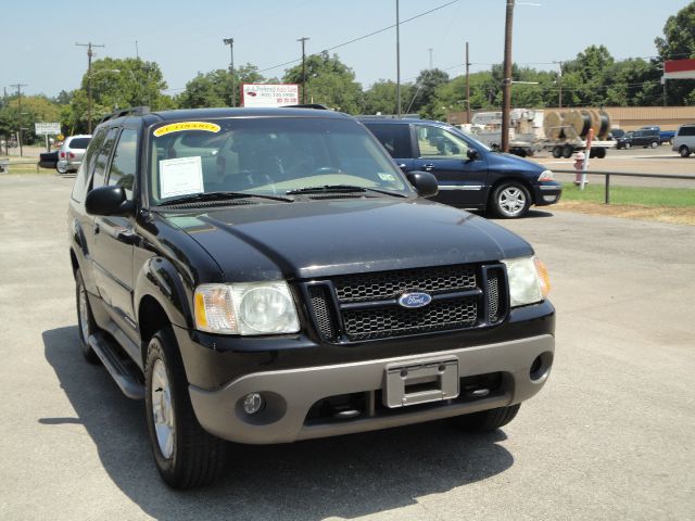 Ford Explorer Sport 2001 photo 4