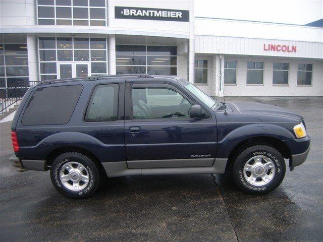 Ford Explorer Sport 2001 photo 1
