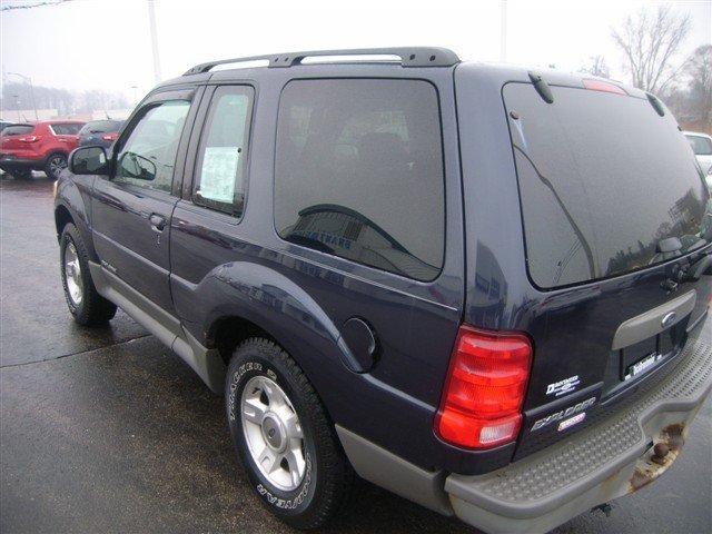 Ford Explorer Sport 2001 photo 4