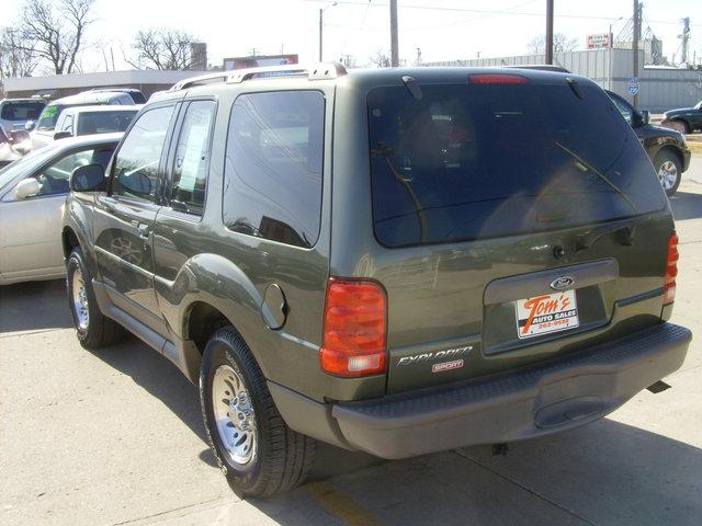 Ford Explorer Sport 2001 photo 3