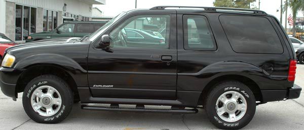 Ford Explorer Sport 2001 photo 3