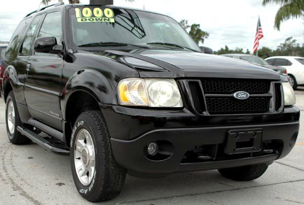 Ford Explorer Sport 2001 photo 4