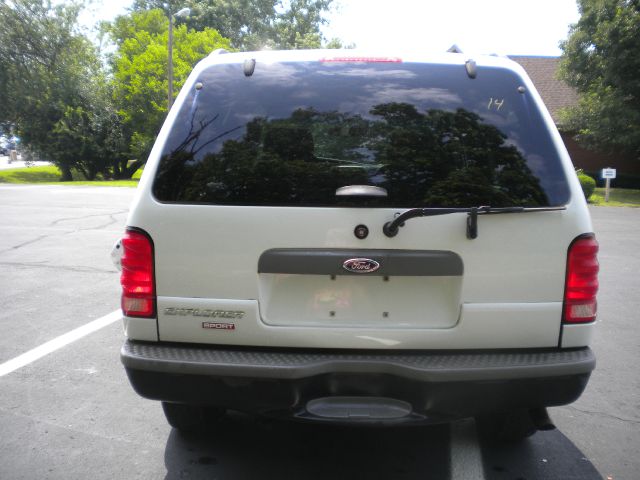 Ford Explorer Sport 2001 photo 1